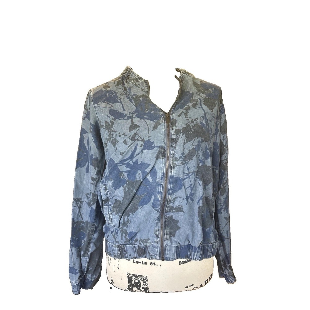 Juicy Couture Jacket Medium Blue Floral Chambray Bomber Full Zip Pockets Y2K